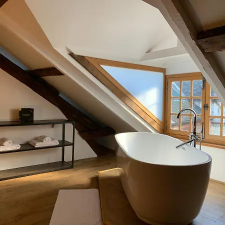 Bed & Breakfast L'ecole Des Demoiselles *