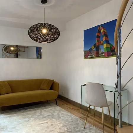 L'ecole Des Demoiselles Couette-café 4*