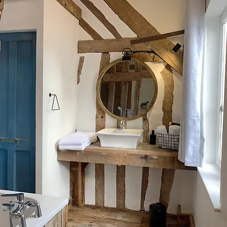 Couette-café L'ecole Des Demoiselles 4*