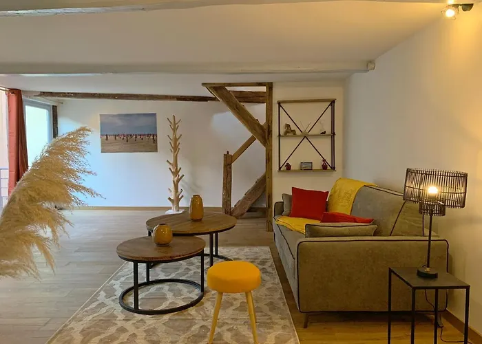 Couette-café L'ecole Des Demoiselles