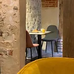 L'ecole Des Demoiselles Honfleur