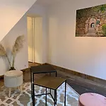 L'ecole Des Demoiselles Bed & Breakfast Honfleur