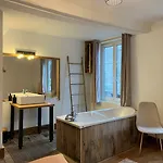 L'ecole Des Demoiselles 4* Honfleur