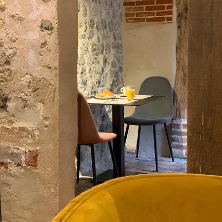 L'ecole Des Demoiselles Honfleur