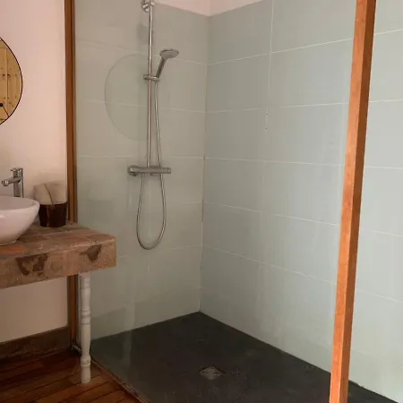L'ecole Des Demoiselles B&B 옹플뢰르