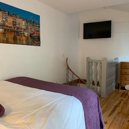 Bed & Breakfast L'ecole Des Demoiselles Honfleur