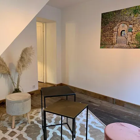 L'ecole Des Demoiselles Bed & Breakfast Honfleur