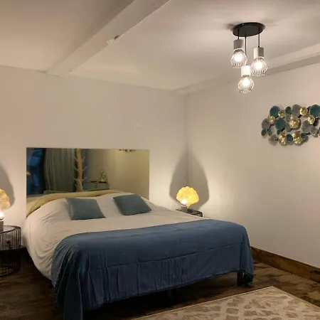 L'ecole Des Demoiselles 3*