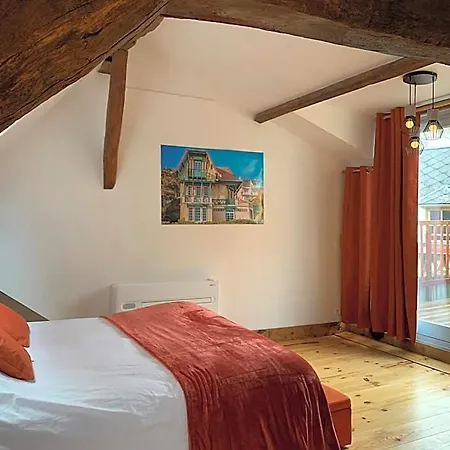 L'ecole Des Demoiselles 4*