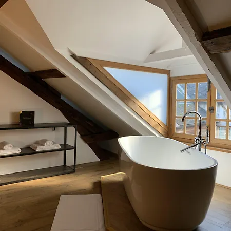 L'ecole Des Demoiselles 4* Honfleur