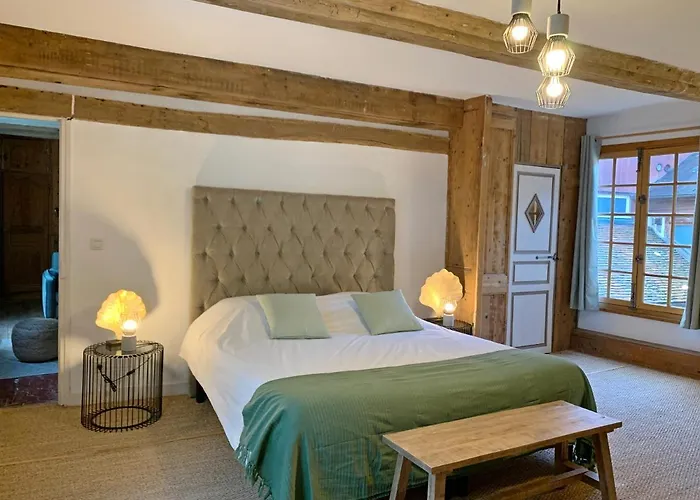 L'ecole Des Demoiselles Bed & Breakfast 3*