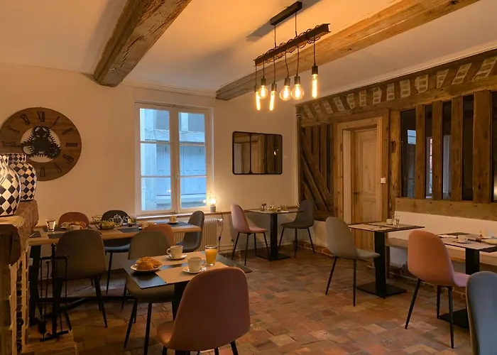 L'ecole Des Demoiselles Bed & Breakfast Honfleur