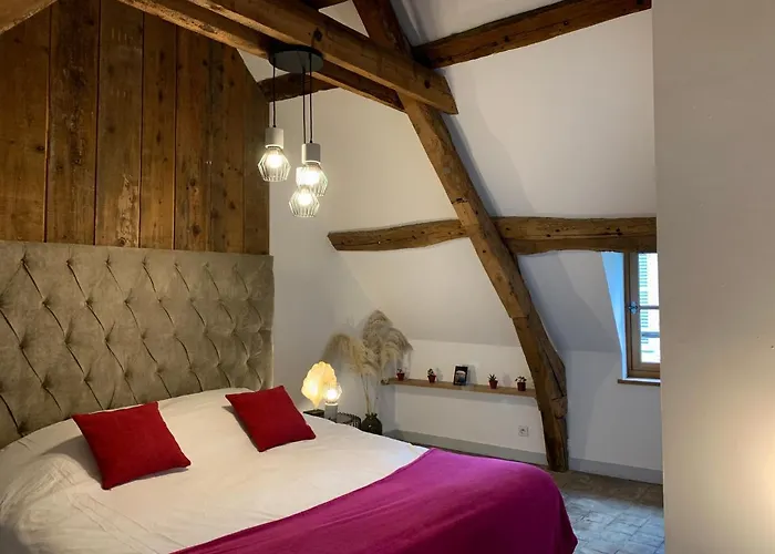 L'ecole Des Demoiselles Honfleur