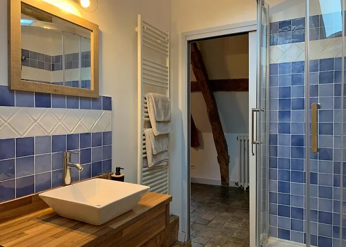 L'ecole Des Demoiselles أونفلور