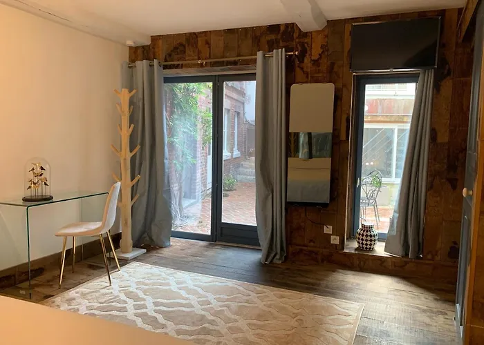 L'ecole Des Demoiselles 3* Honfleur