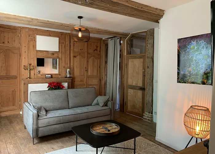 L'ecole Des Demoiselles Bed & Breakfast